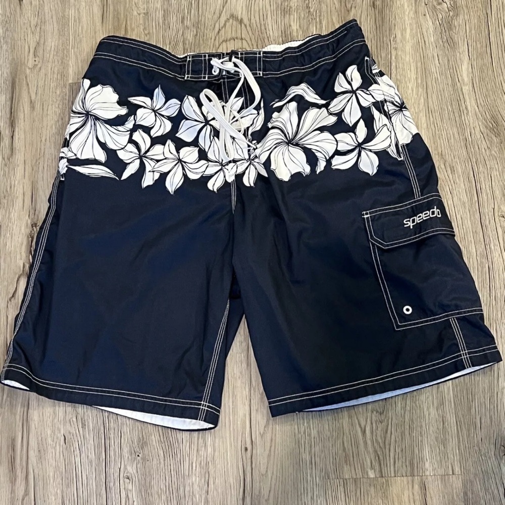 Speedo Black and White Floral Men's Swim Shorts